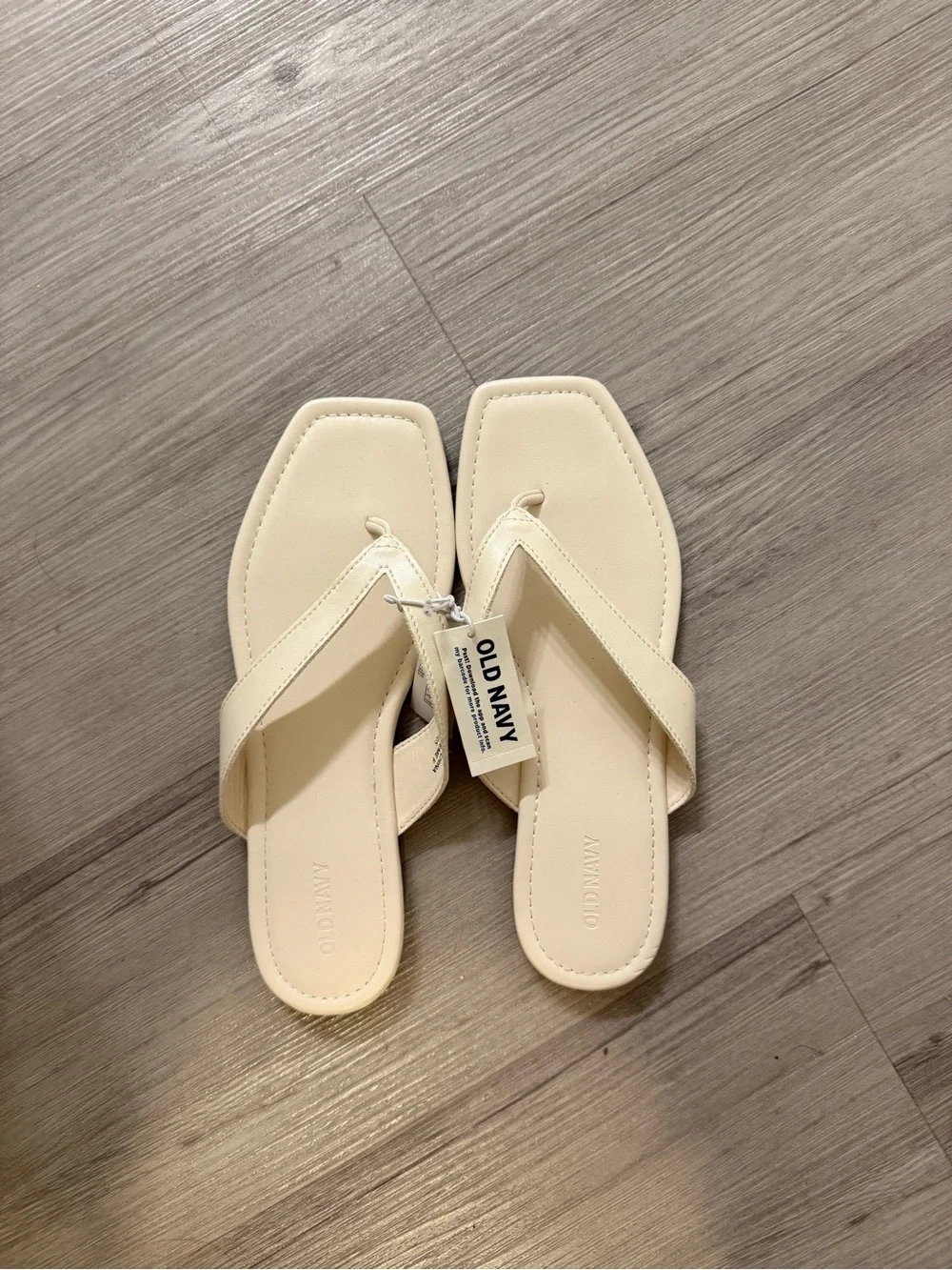 Old Navy Women's white Square-Toe Sandals